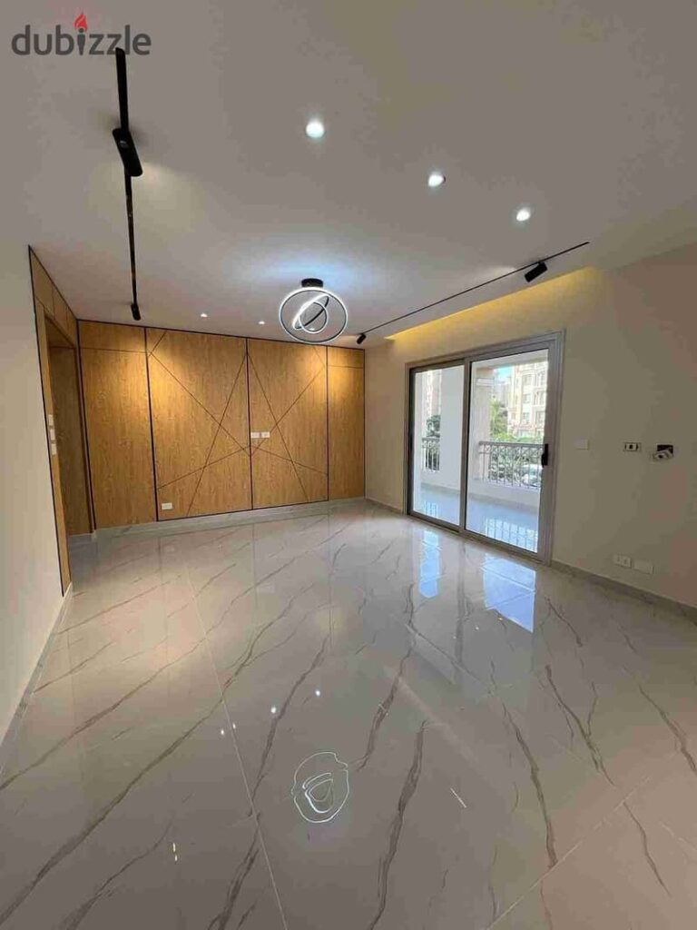 شقه 211م بيع مدينتي تشطيب فندقي بالكامل اول سكن فيو شارع وجاردن 0