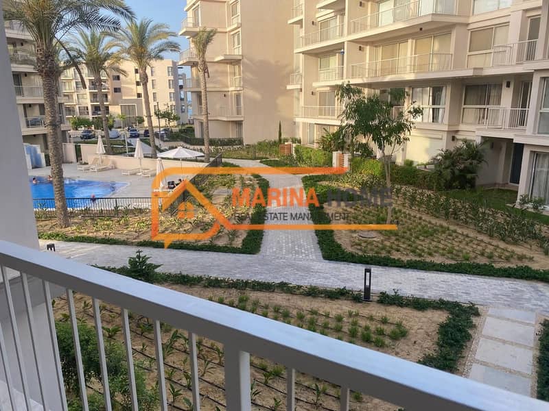 للبيع شاليه على حمام السباحة مباشرة 2 غرفة نوم - مراسى مارينا 0