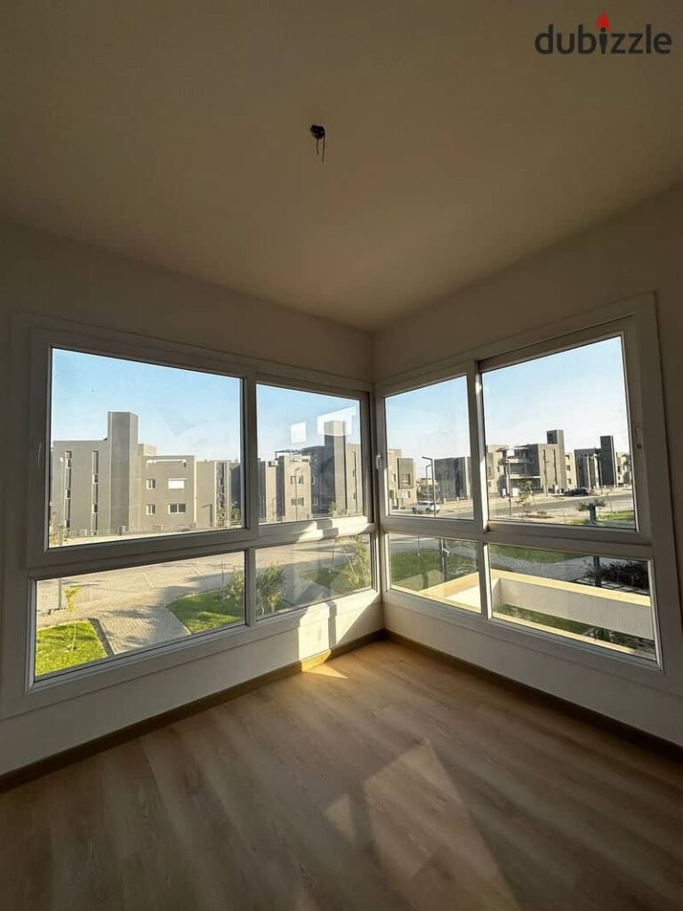 شقة للبيع فوري متشطبة في كمبوند كيان جراند هايتس الشيخ زايد 0