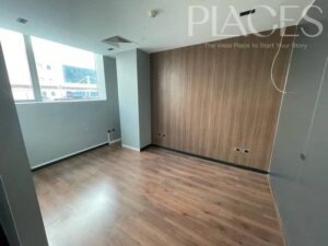 749,700 ج.م مساحة مكتبية للإيجار في موقع يسهل الوصول إليه علي التسعين الجنوبي التجمع الخامس مساحه 340 متر كامل ااتشطيب