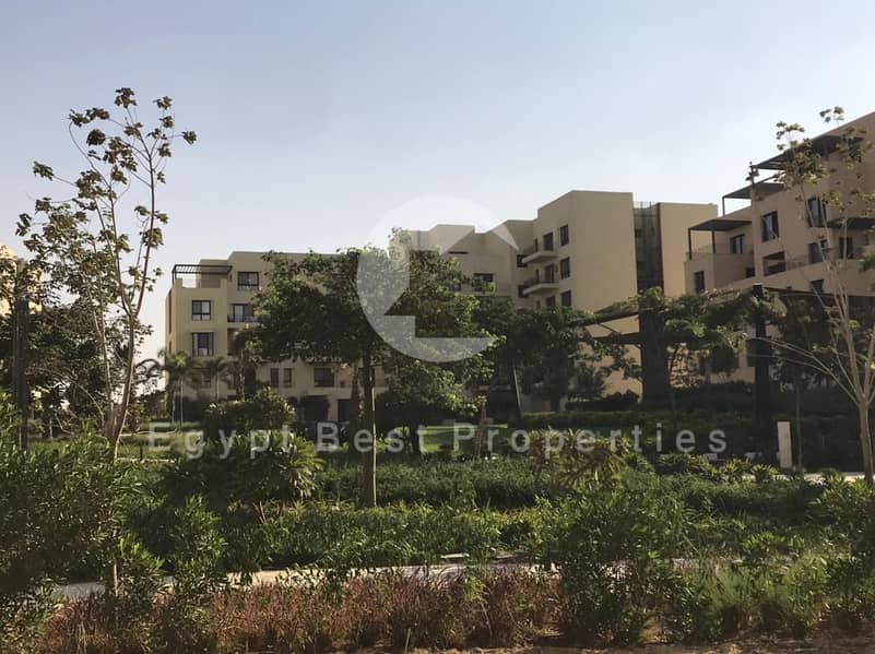 فرصة باقل سعر واستلام فوري متشطبة شقة 3 غرف بجاردن جاهزة في كومبوند اويست شركة اوراسكوم 0