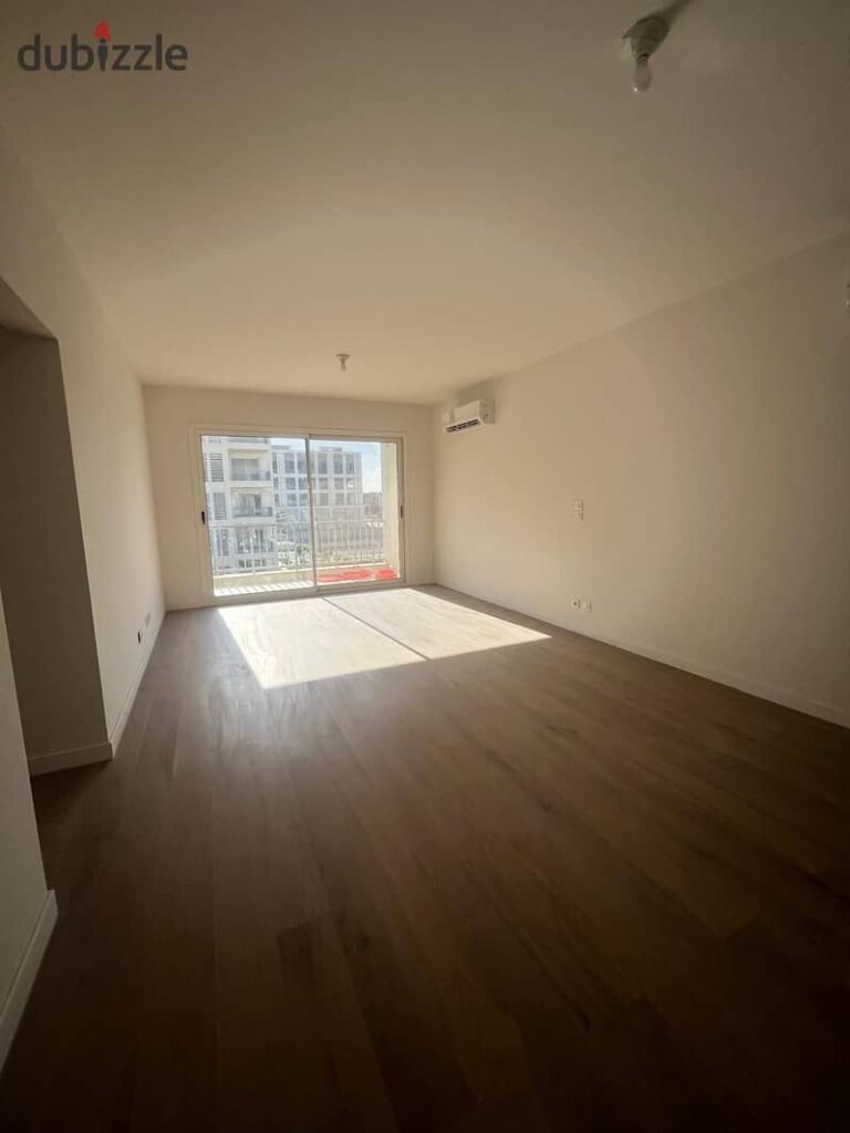 شقة للايجار ارخص سعر في السوق مطبخ وتكييفات في ميفيدا - التجمع الخامس - القاهرة الجديدة - القاهرة - تشطيب فاخر 0