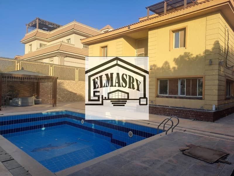 فيلا بحمام سباحه للايجار القانون بالمطبخ والتكفيات في الهليز اميز مناطق الفيلات في الرحاب للبيع في اميز موقع بالرحاب هيلز تشطيبات سوبر لوكس نموذج O  R 0