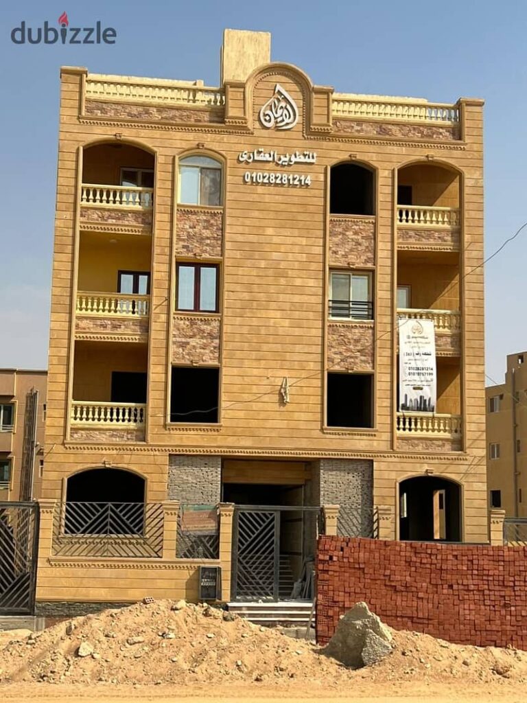 للبيع نص روف بسعر لقطه فى مسلسل 2 على الشارع الرئيسى مباشر 0