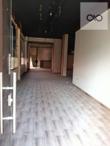 250,000 ج.م للإيجار محل تجاري – خدمات الحي الأول – التجمع الخامس – موقع مميز – يصلح مطعم أو كافيه