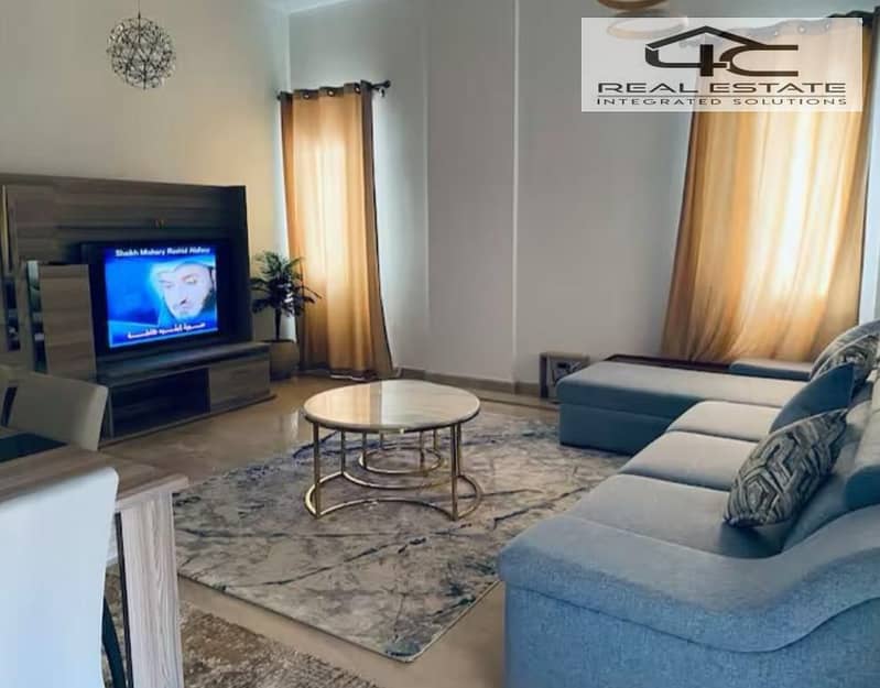 شقه ريسيل بالفرش والتكيفات ريسيل بكمبوند ميفيدا-اعمار التجمع الخامس 195م Pool view بتقسيمه مميزه جاهزه للمعاينه  والسكن 0