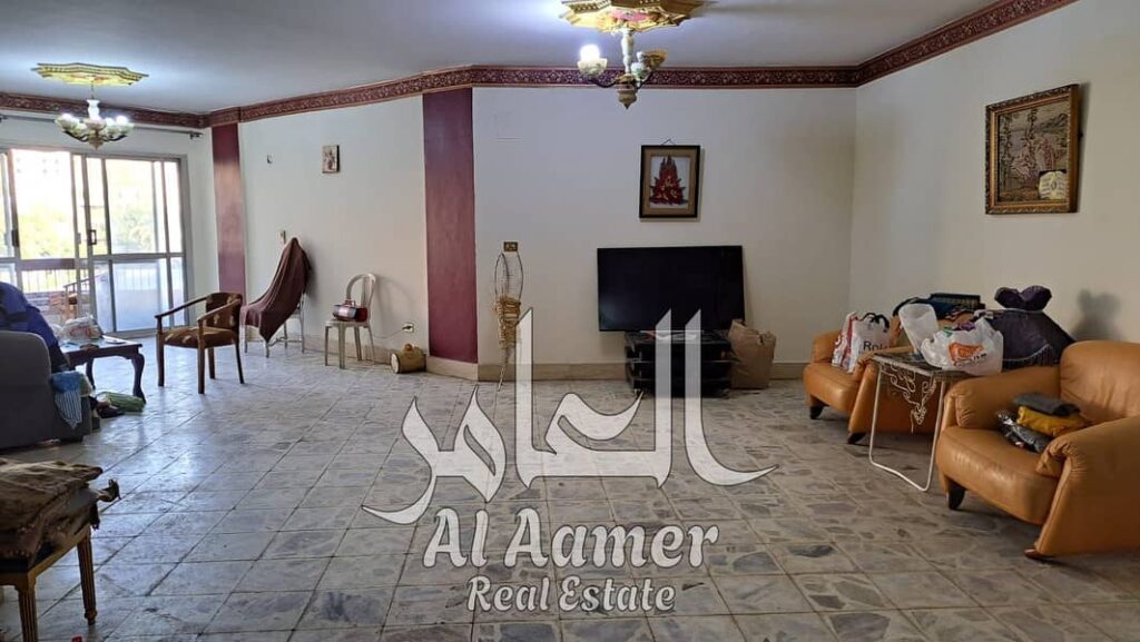 شقة للايجار زهراء المعادي الشارع الرئيسي 190م 0