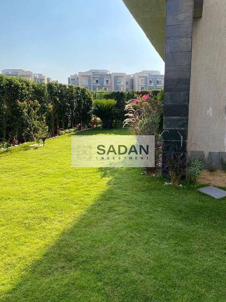 شقة متشطبة بالتكييفات ارضي بجاردن للبيع في كمبوند فليدج ويست الشيخ زايد 0