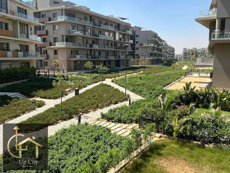 شقة سوبر لوكس مفروشة بالكامل ٣ غرف نوم فيو مفتوح علي لاندسكيب للايجار في سوديك فيليت التجمع الخامس 0