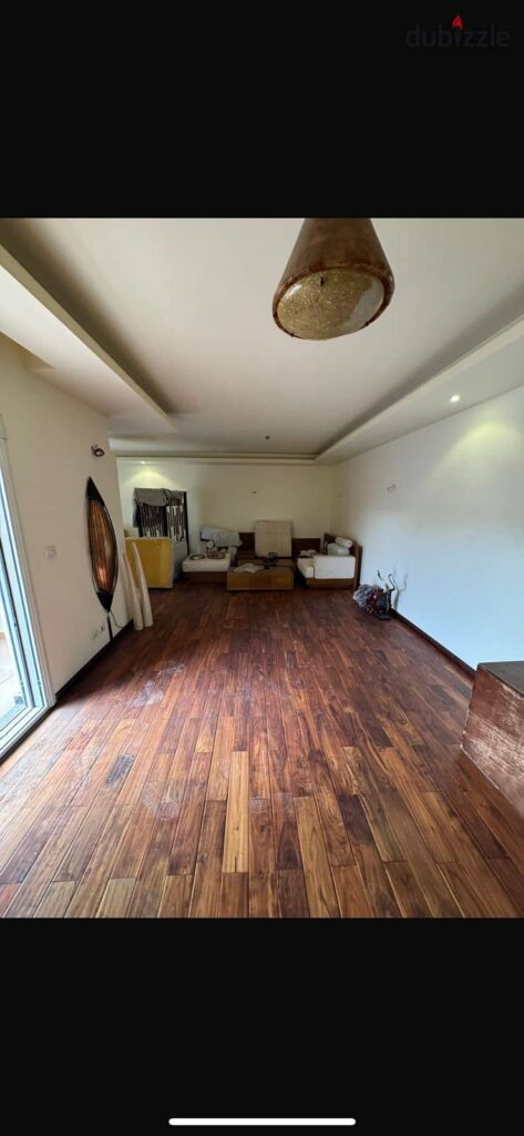 للبيع شقة 211م تشطيبات خاصه بالكامل فى مدينتي 0