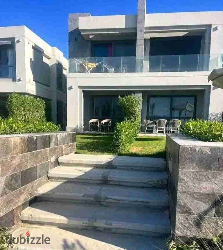 شاليه خالص بالكامل و متسلم فوري باطلالة علي البحر للبيع في لافيستا الساحل 0