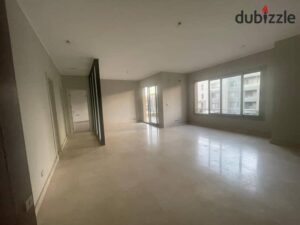 8,000,000 ج.م شقه للبيع موقه متميز فى كمبوند فيلدج جيت