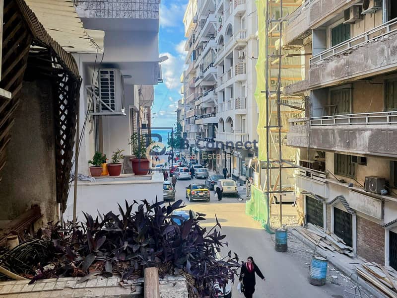 شقة للايجار المفروش 150م رشدي - شارع رشدي باشا - خطوات من البحر 0