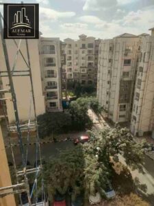 6,000,000 ج.م للتمليك شقة 135 متر في مدينتي B1 – مجموعة 18، موقع مميز جدًا. تتكون من 3 غرف نوم و2 حمام، دور سادس غير مجروح نهائيًا، بإطلالة مفتوحة على شارع وميدان.