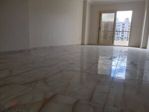 12,000 ج.م بأبراج سيتى لايت كارفور-125 متر-غرفتين كبار وريسبشن كبير مطلات مفتوحة