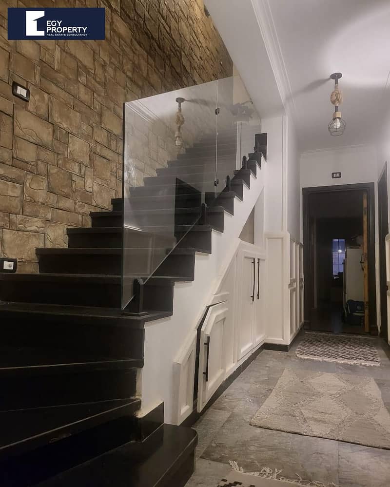 شقة مع بنتهاوس للبيع فاخرة في ماونتن فيو، هايد بارك التجمع الخامس 0