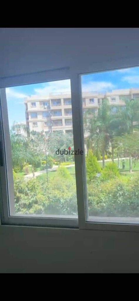 شقه للبيع بمدينتى 3نوم و2 حمام فيو جاردن بسعر4.950. 000طلعت مصطفى 0