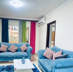 600 ج.م شقه للايجار اليومى بالمندرا بحرى تانى نمرا بحر مش شايفه بحر