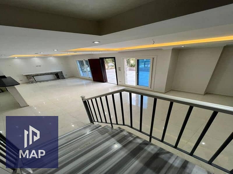 دوبليكس استلام متشطب بالتكيفات استلام فورى فى كمبوند امورادا التجمع الخامس فيو بحرى صريح 0