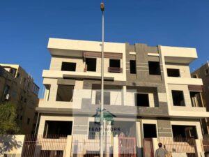 6,300,000 ج.م فرصة “سكاي كابيتال” للسكن الراقي – مساحات واسعة بفيو لاندسكيب وجنينة خاصة