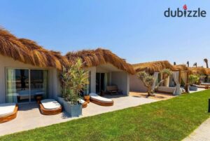 7,676,681 ج.م بسعر خصم مميز امتلك شاليه متشطب بالكامل دابل فيو علي POOL و LAGOONS في راس الحكمة وبالقرب من ماونتن فيو ولافيستا