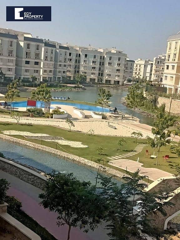 شقة للبيع بإطلالة على المسبح جاهزة للسكن في ماونتن فيو القاهرة الجديدة التجمع الخامس 0