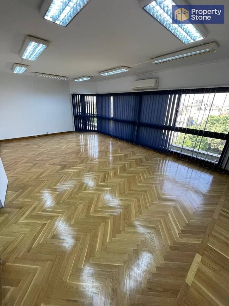 مكتب للإيجار بلوكيشن مميز في المعادي سرايات  تشطيب سوبر لوكس  ٦٥٠متر  موقع راقي جدا ومميز 0