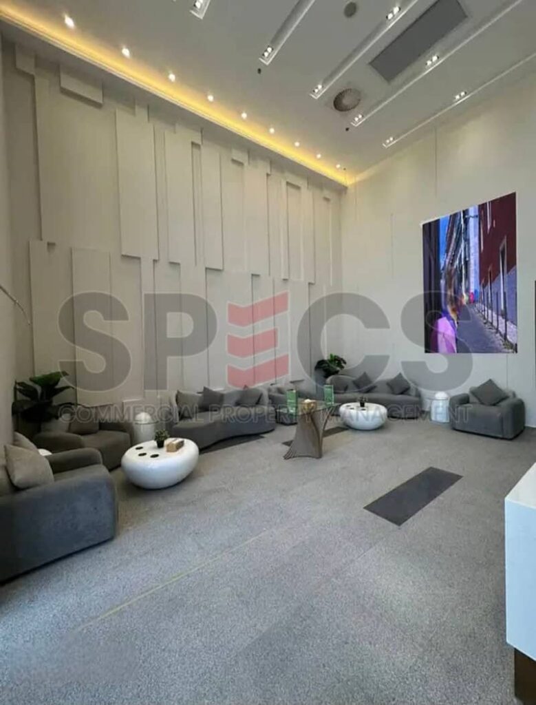 مكتب للايجار في التجمع الخامس جولدن سكوير - 1200 متر متشطب بالكامل اميز سعر في الماركت Office for rent in Golden square 1200 sqm fully finished for - 0