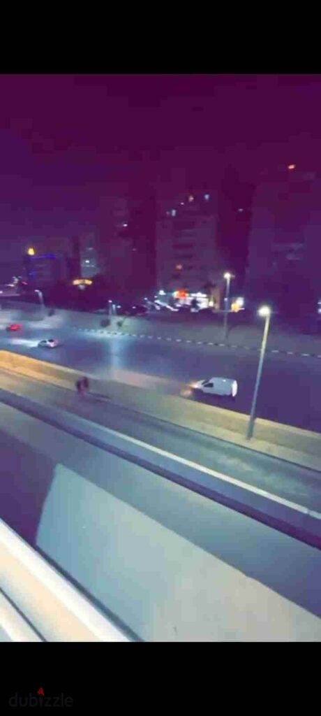 شقه للايجار نص فرش تكيفات ومطبخ بموقع متميز جدا بكمبوند وان قطامية المرشدي عالدائري مباشر لنفق السخنه بالقرب من جميع الخدمات وكارفو الدائري 5 دقائق لمدينة نصر والتجمع 0