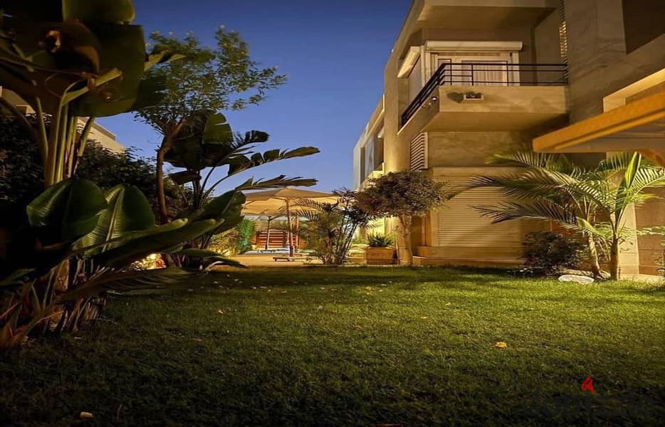 فاملي هاوس بحديقة استلام فوري في ذا كراون 0