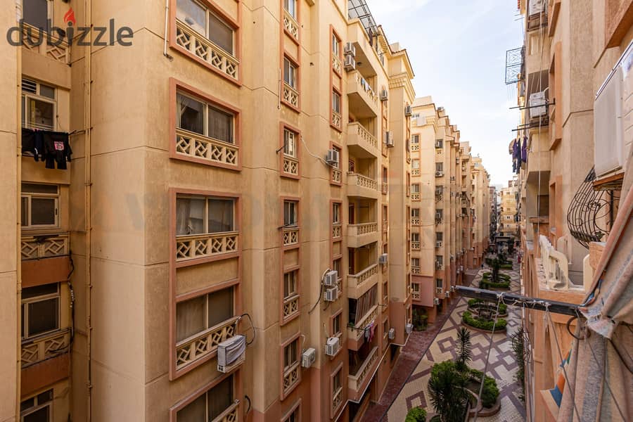 شقة لليبع 154 م سموحة (جراند فيل) 0