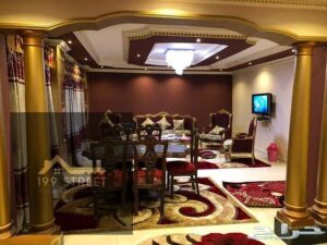 6,000,000 ج.م شقة مفروشة للبيع 220م | 3 غرف نوم | 3 ريسبشن | 2 حمام | 2 بلكونة | 3 تكييفات | أسانسير | دور ثالث | عدادات كاملة | السعر 6,000,000 جنيه