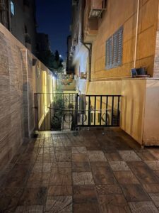 7,000,000 ج.م دوبلكس الترا سوبر لوكس في الحي السادس بجاردن كبيرة ونموذج 10 كامل المرافق 3 عدادات وخط ارضي