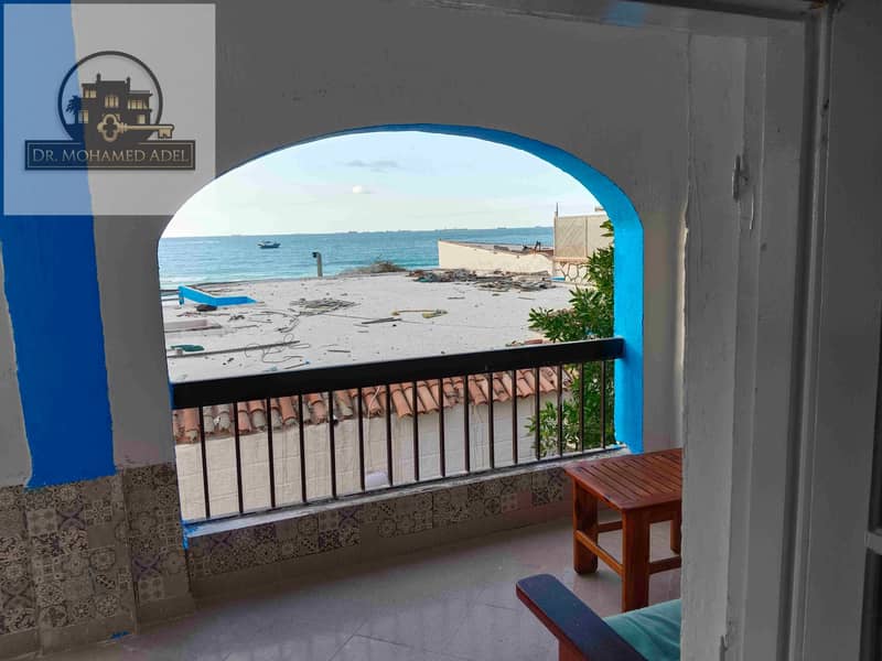 دور في فيلا على البحر مباشره مدخل خاص للشط عجميستا شهر العسل البيطاش العجمي الإسكندرية 0