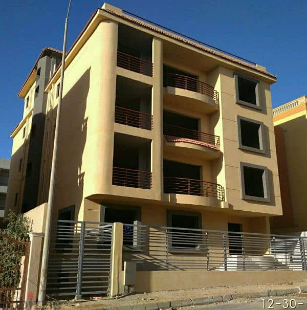 شقه للبيع الشيخ زايد 0