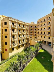 4,794,000 ج.م شقة للبيع بالسعر القديم بجانب واتر واي و شارع التسعين استلام فورى ( بالتقسيط ) وخصم للكاش لفتره محدوده فى التجمع الخامس