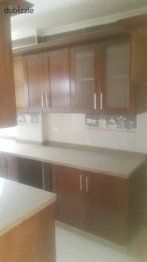 شقة للايجار 2 غرفة و 1 حمام  فى مدينتى ب 13 الف للعائلات فقط 0