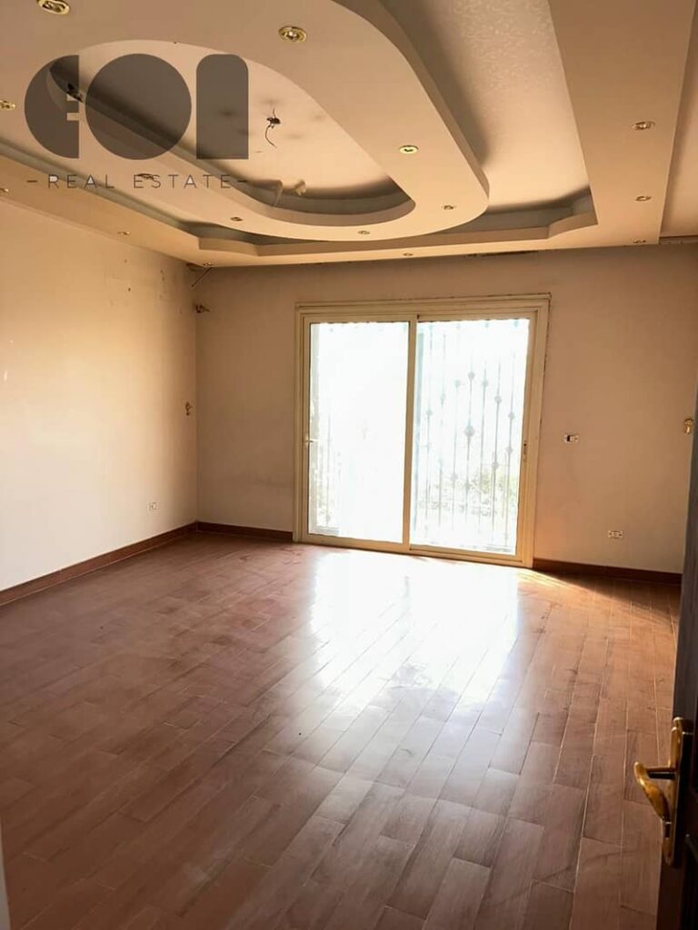 فيلا تاون هاوس سوبر لوكس للايجار في كمبوند صن رايز في التجمع الخامس 0