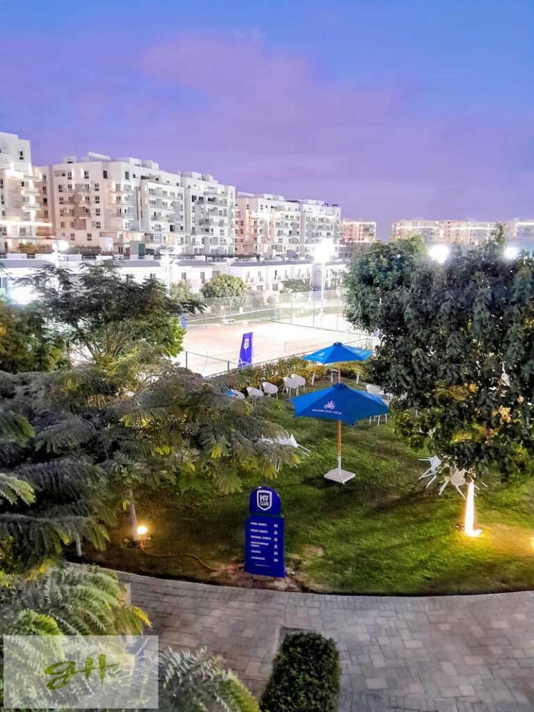 سكاي جاردن  بمساحة 225 متر - ماونتن فيو آي سيتي موقع متميز 0