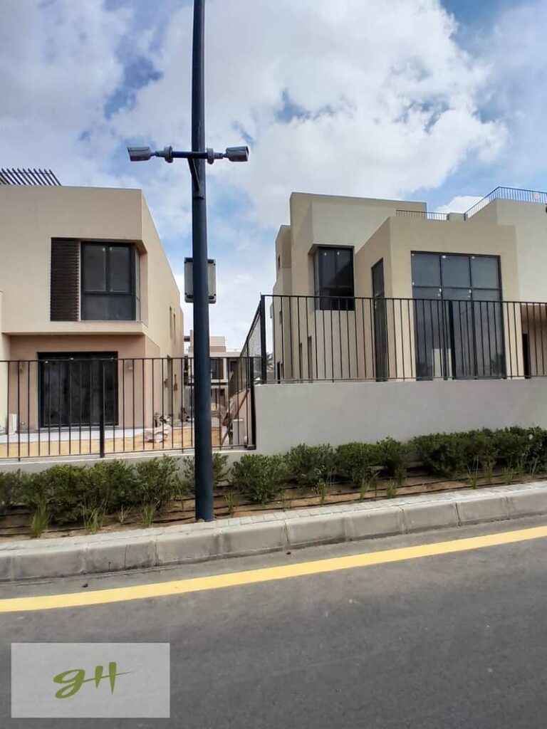 فيلا مستقلة للبيع  من 4 غرف نوم - سوديك إيست، هليوبوليس الجديدة 0