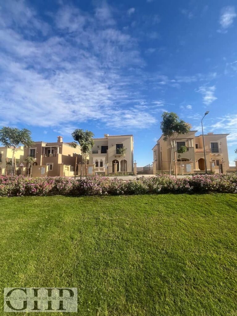 فيلا مستقلة بمساحة 325م + أرض بمساحة 450 م - سيتي جيت، الديار القطري، القاهرة الجديدة 0