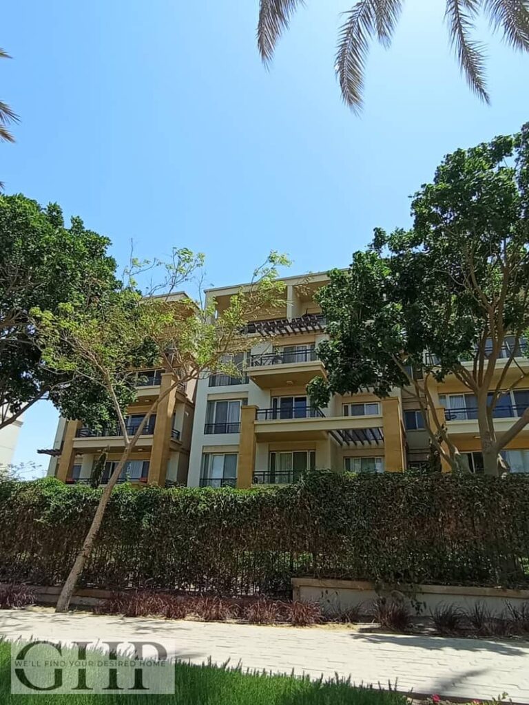 شقة للبيع في أب تاون كايرو - مساحة 133 م + جاردن بمساحة 102 م ، 2 غرف نوم، تشطيب كامل بالمطبخ وتكييف. 0