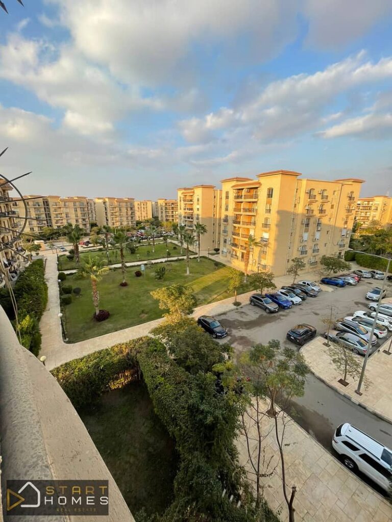 فرصة للبيع  181 متر لعشاق المساحات الكبيره-في مدينة الرحاب بتشطيبات مميزه جاهزه للسكن الفوري بدون اي تكلفه اضافيه واونر جادي جدا لسرعه البيع 0