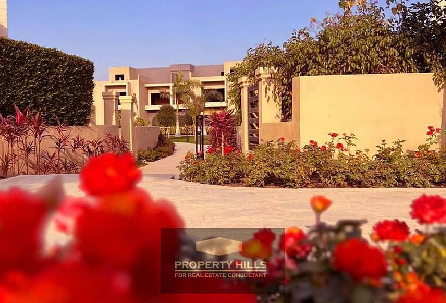 استلم فورا شقة 260 متر بجاردن بانوراما فيو بالشيخ زايد بجوار مول العرب و جامعة النيل 0