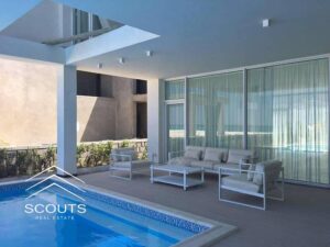 14,000,000 ج.م فيلا للبيع في العين السخنه استلام فوري – متشطبه – صف اول علي البحر – فيو بانورامي بعد منتجع موفنبيك وقبل بورتو السخنه بالتقسيط