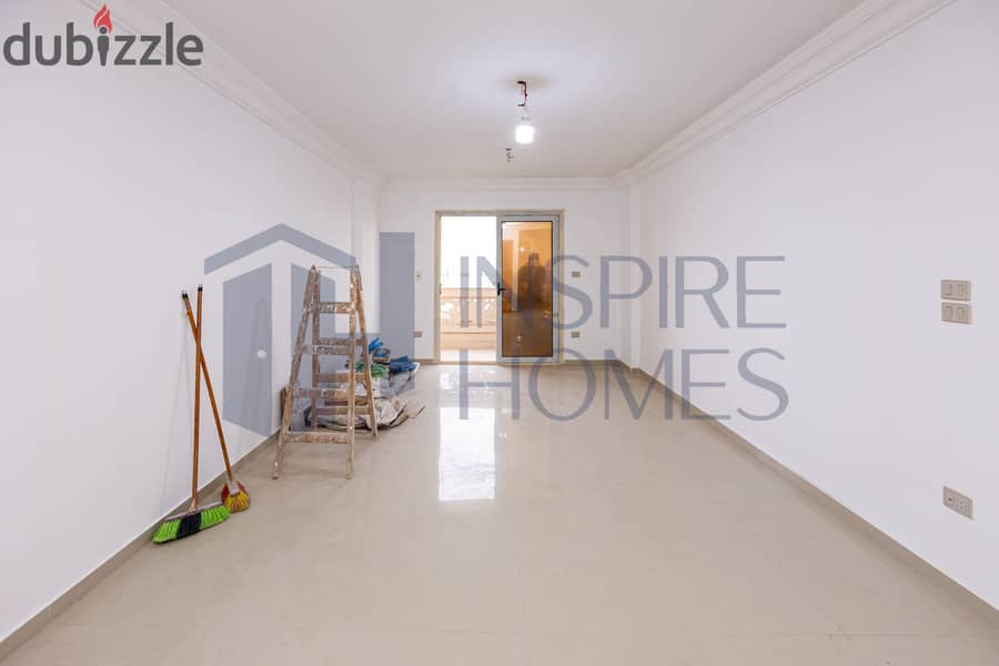 شقة للبيع 130 م جليم خطوات من البحر 0