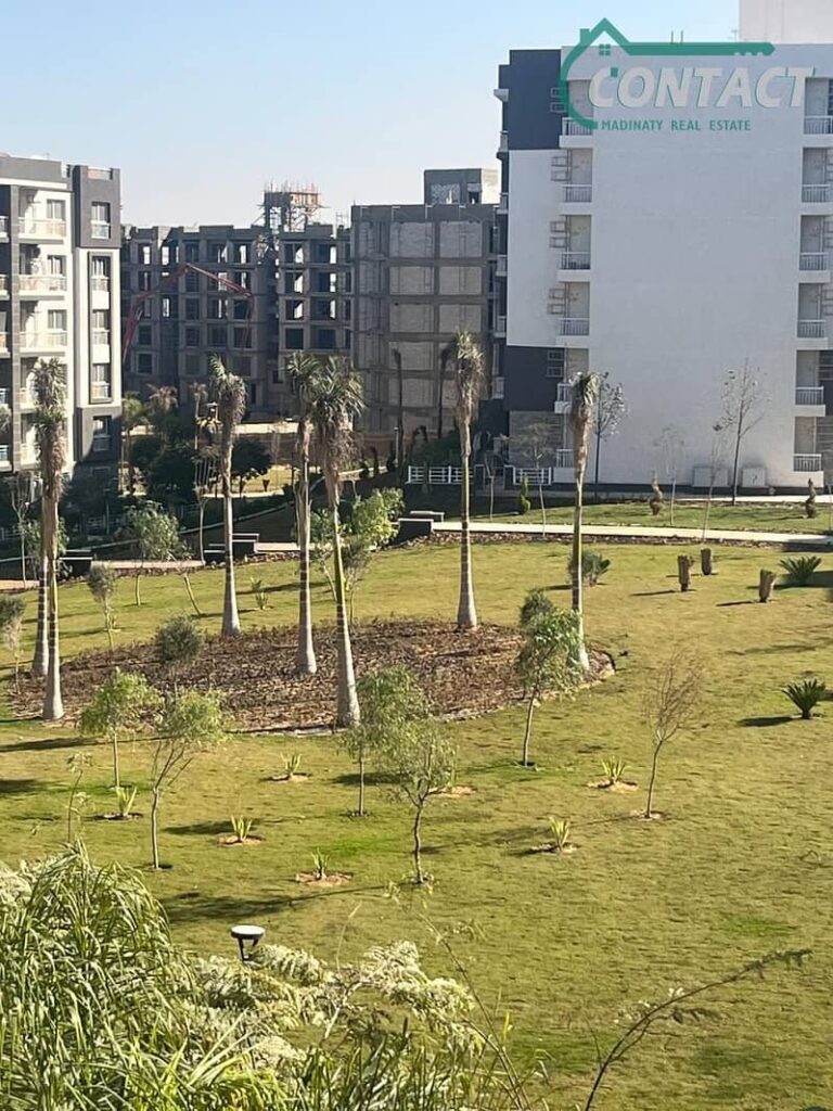 للإيجار شقة 115م بحري على حديقة وشارع – مدينتي المرحلة 12 0