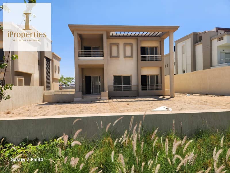 فيلا مميزه مستقلة للبيع في كايرو فستيفال سيتي بيزمنت -  مباني 719م 0