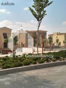 19,780,000 ج.م فيلا تاون هاوس ميديل ريسيل استلام فوري للبيع اقل من سعر الشركه في كمبوند سيتي جيت ديار القطريه city gate التجمع الخامس