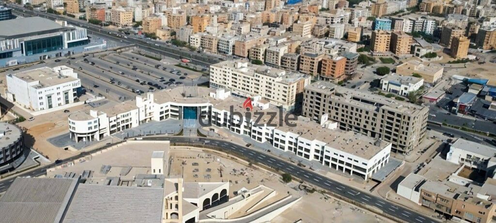 محل فضه للإيجار بمساحة 60 م بسعر خاص على المحور المركزي 0